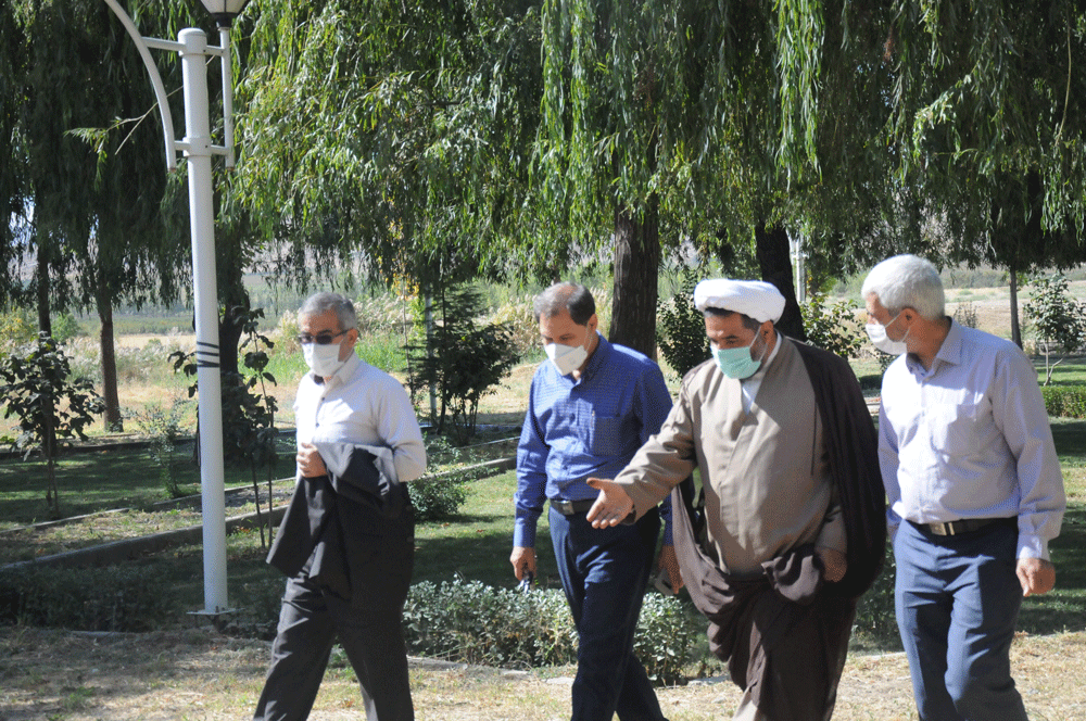 بهره برداری از بازسازی و بهسازی محوطه اطراف و پارک دانشکده علوم پایه و شیمی دانشگاه اروومیه