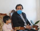 تقدیر از مادری نمونه و کارمند دانشگاه ارومیه 