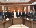 استاندار آذربایجان غربی: دانشگاه ها در تبدیل علم به ثروت فعال شوند / دانشگاه ها اولویت ها را برای سرمایه گذاری معرفی کنند / آماده تشکیل کمیته های مشترک با دانشگاه برای فعال سازی حوزه اقتصاد هستیم 