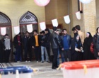 حضور پرشور دانشگاهیان دانشگاه ارومیه پای صندوق های رای مستقر در مسجد دانشگاه (+فیلم)