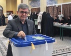 حضور پرشور دانشگاهیان دانشگاه ارومیه پای صندوق های رای مستقر در مسجد دانشگاه (+فیلم)