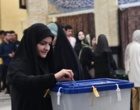 حضور پرشور دانشگاهیان دانشگاه ارومیه پای صندوق های رای مستقر در مسجد دانشگاه (+فیلم)