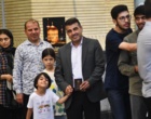 حضور پرشور دانشگاهیان دانشگاه ارومیه پای صندوق های رای مستقر در مسجد دانشگاه (+فیلم)