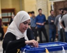 حضور پرشور دانشگاهیان دانشگاه ارومیه پای صندوق های رای مستقر در مسجد دانشگاه (+فیلم)