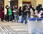 حضور پرشور دانشگاهیان دانشگاه ارومیه پای صندوق های رای مستقر در مسجد دانشگاه (+فیلم)