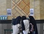 حضور دانشگاهیان دانشگاه ارومیه پای صندوق های رای مستقر در مسجد دانشگاه (+فیلم)