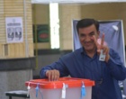 حضور دانشگاهیان دانشگاه ارومیه پای صندوق های رای مستقر در مسجد دانشگاه (+فیلم)