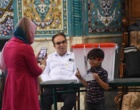 حضور دانشگاهیان دانشگاه ارومیه پای صندوق های رای مستقر در مسجد دانشگاه (+فیلم)