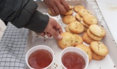پخش شیرینی در دانشگاه ارومیه به مناسبت ولادت حضرت فاطمه زهرا (س)