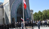 مراسم اهتزاز پرچم جمهوری اسلامی ایران در دانشگاه ارومیه همزمان با سراسر کشور به مناسبت آغاز سال تحصیلی جدید