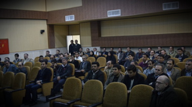 نشست فرهنگی اساتید با موضوع مسائل ضروری فقهی و احکام روز برگزار شد
