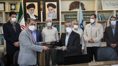 انعقاد تفاهم نامه استفاده از فرصت مطالعاتی در واحدهای فناور و دانش بنیان پارک علم و فناوری آذربایجان غربی