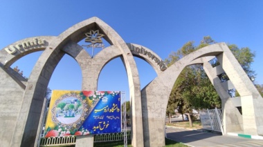 آغاز سال تحصیلی و ثبت نام حضوری دانشجویان کارشناسی ورودی جدید در دانشگاه ارومیه / گزارش تصویری ستاد استقبال از دانشجویان 