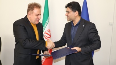 عقد تفاهم نامه مابین معاونت پژوهش و فناوری دانشگاه ارومیه و معاونت تحقیقات و فناوری دانشگاه علوم پزشکی